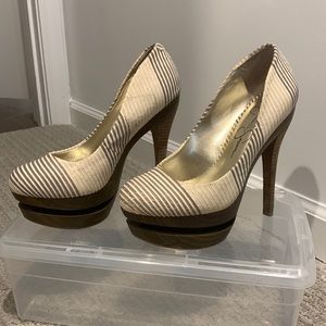 JessicaSimpson Colie sand seaside stripe shoe 5.5